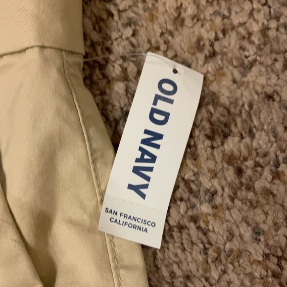 NWT Old Navy Khaki Everyday Shorts 16 - Picture 3 of 7